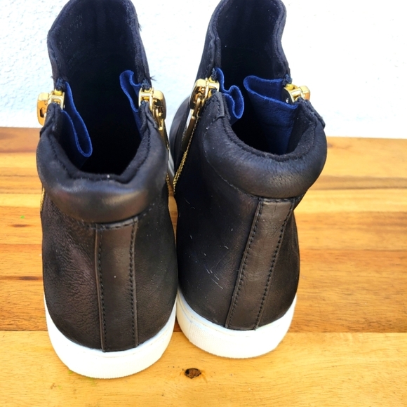 Kenneth Cole New York Kiera  Size 8 - Picture 12 of 16